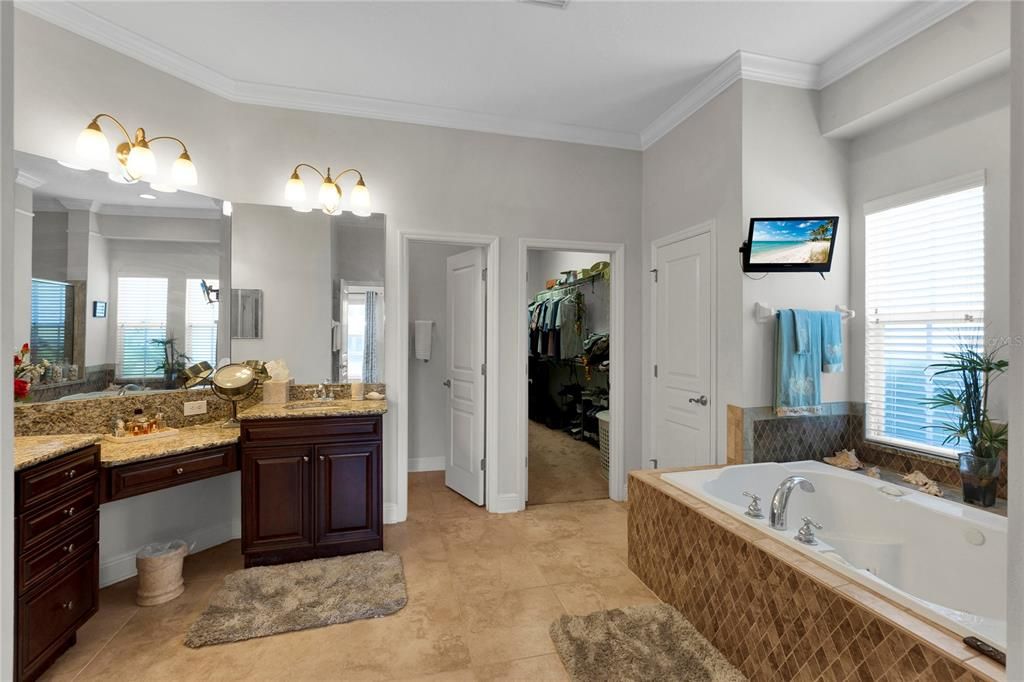 For Sale: $1,149,000 (4 beds, 3 baths, 3634 Square Feet)