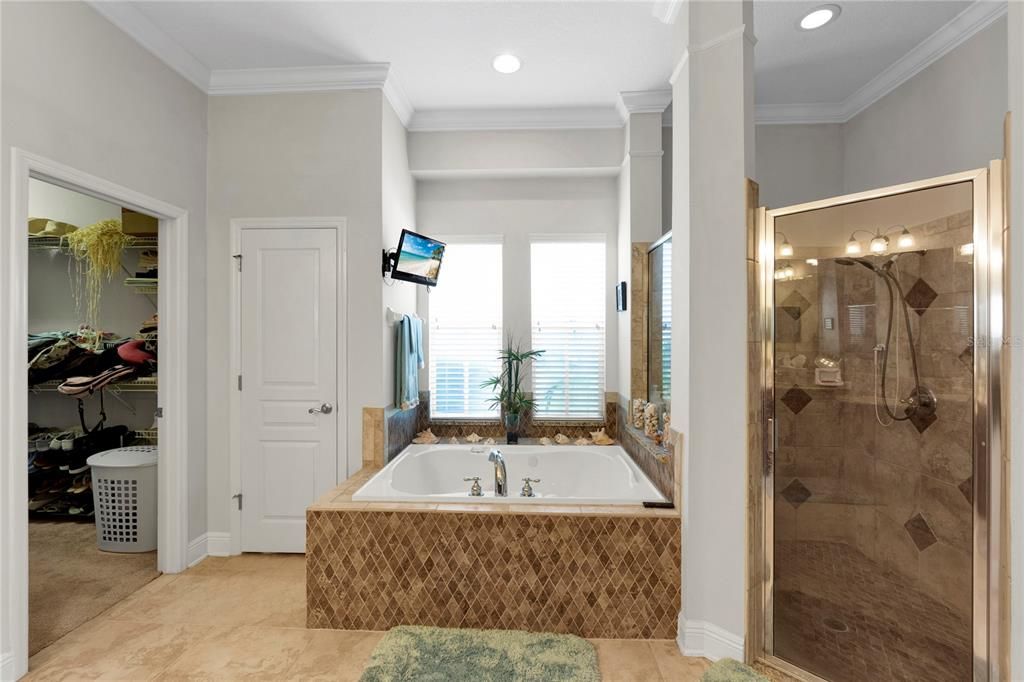 For Sale: $1,149,000 (4 beds, 3 baths, 3634 Square Feet)