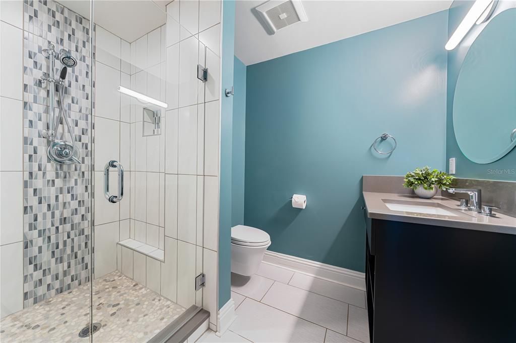 For Sale: $7,480,000 (5 beds, 6 baths, 5099 Square Feet)
