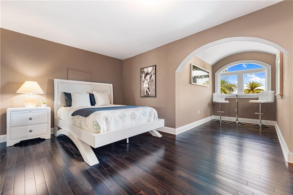 For Sale: $7,480,000 (5 beds, 6 baths, 5099 Square Feet)