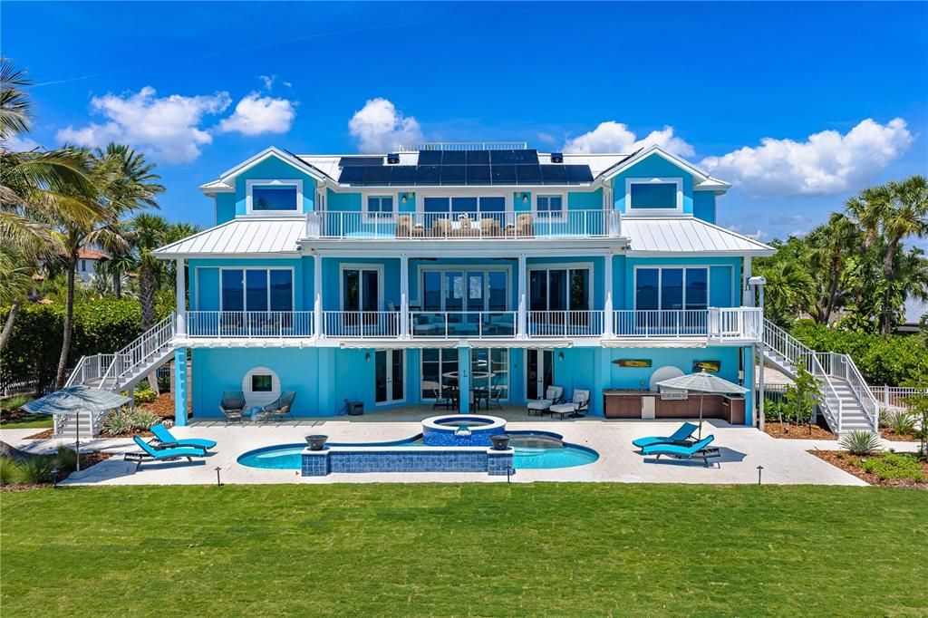 For Sale: $7,480,000 (5 beds, 6 baths, 5099 Square Feet)