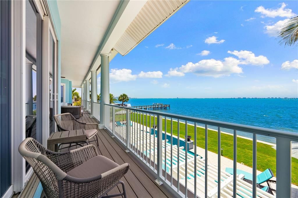For Sale: $7,480,000 (5 beds, 6 baths, 5099 Square Feet)