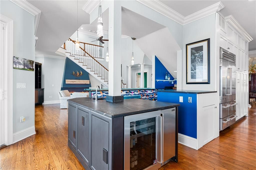 For Sale: $7,480,000 (5 beds, 6 baths, 5099 Square Feet)