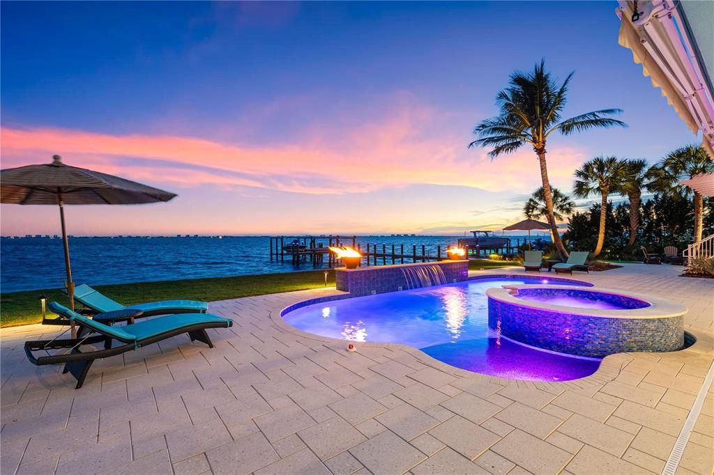 For Sale: $7,480,000 (5 beds, 6 baths, 5099 Square Feet)