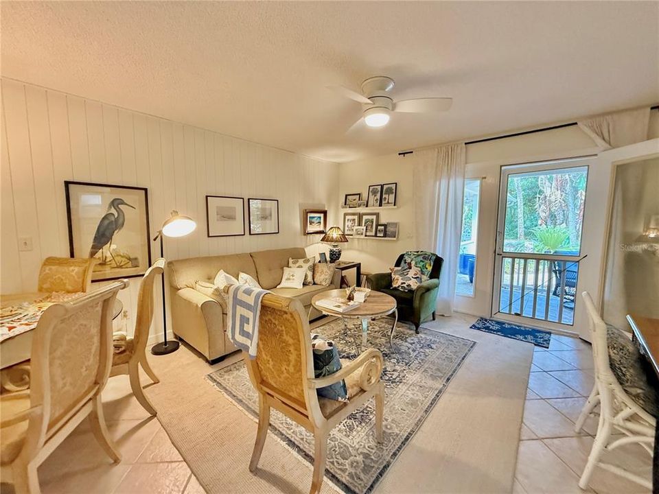 For Sale: $775,000 (4 beds, 3 baths, 2580 Square Feet)