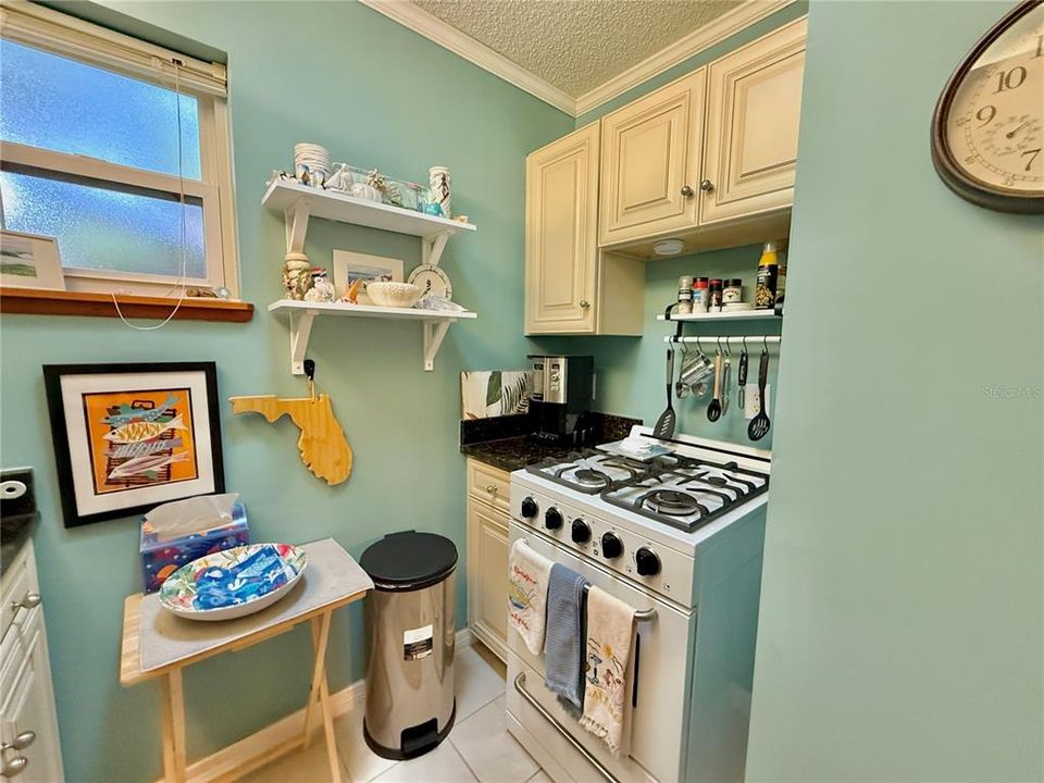 For Sale: $775,000 (4 beds, 3 baths, 2580 Square Feet)
