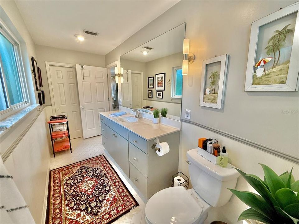For Sale: $775,000 (4 beds, 3 baths, 2580 Square Feet)