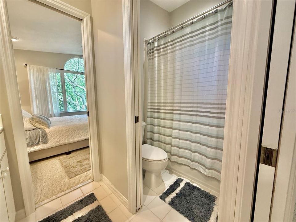 For Sale: $775,000 (4 beds, 3 baths, 2580 Square Feet)