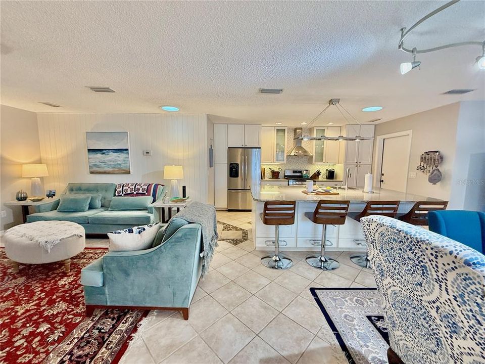 For Sale: $775,000 (4 beds, 3 baths, 2580 Square Feet)