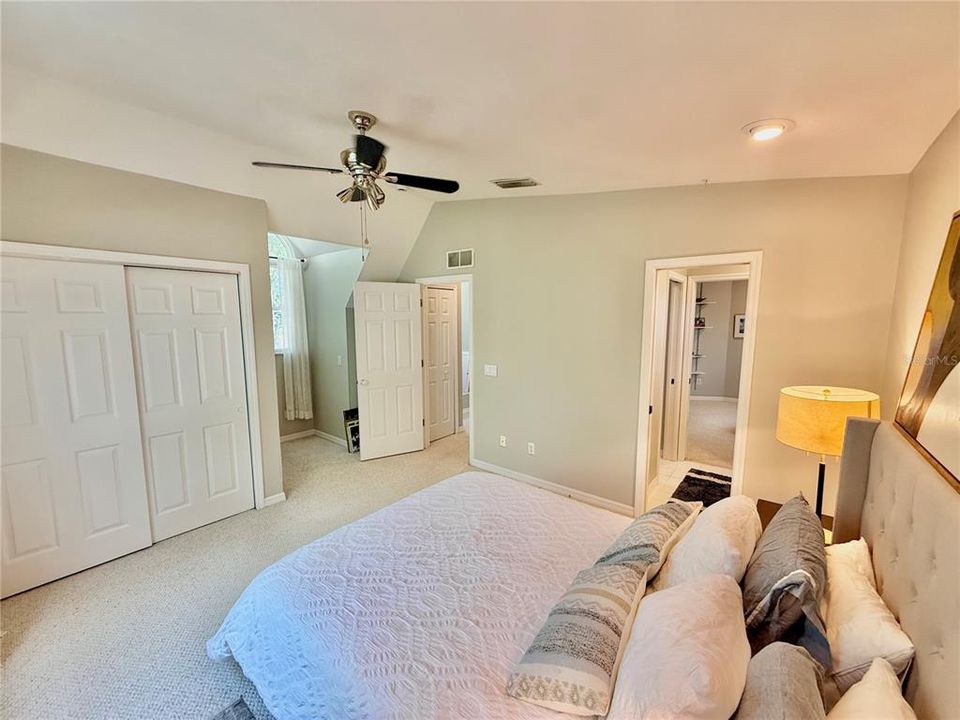 For Sale: $775,000 (4 beds, 3 baths, 2580 Square Feet)