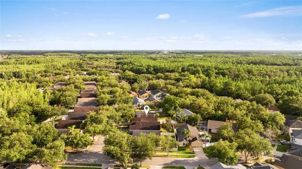 Activo con contrato: $425,000 (3 camas, 2 baños, 1642 Pies cuadrados)