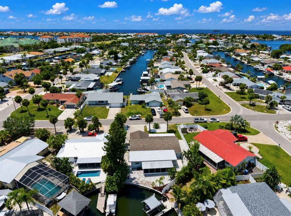 En Venta: $640,000 (3 camas, 2 baños, 1810 Pies cuadrados)