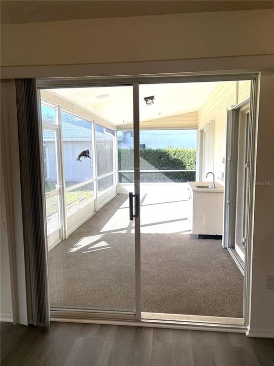 For Rent: $2,250 (3 beds, 2 baths, 1934 Square Feet)