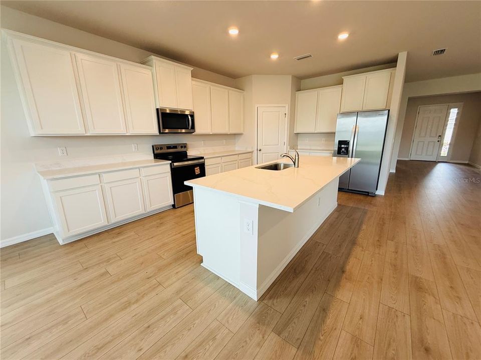 В аренду: $2,950 (4 спален, 3 ванн, 2537 Квадратных фут)