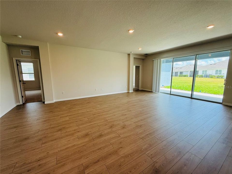 В аренду: $2,950 (4 спален, 3 ванн, 2537 Квадратных фут)