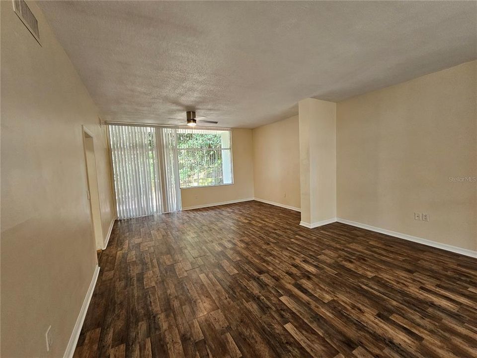 For Rent: $3,750 (6 beds, 3 baths, 3347 Square Feet)