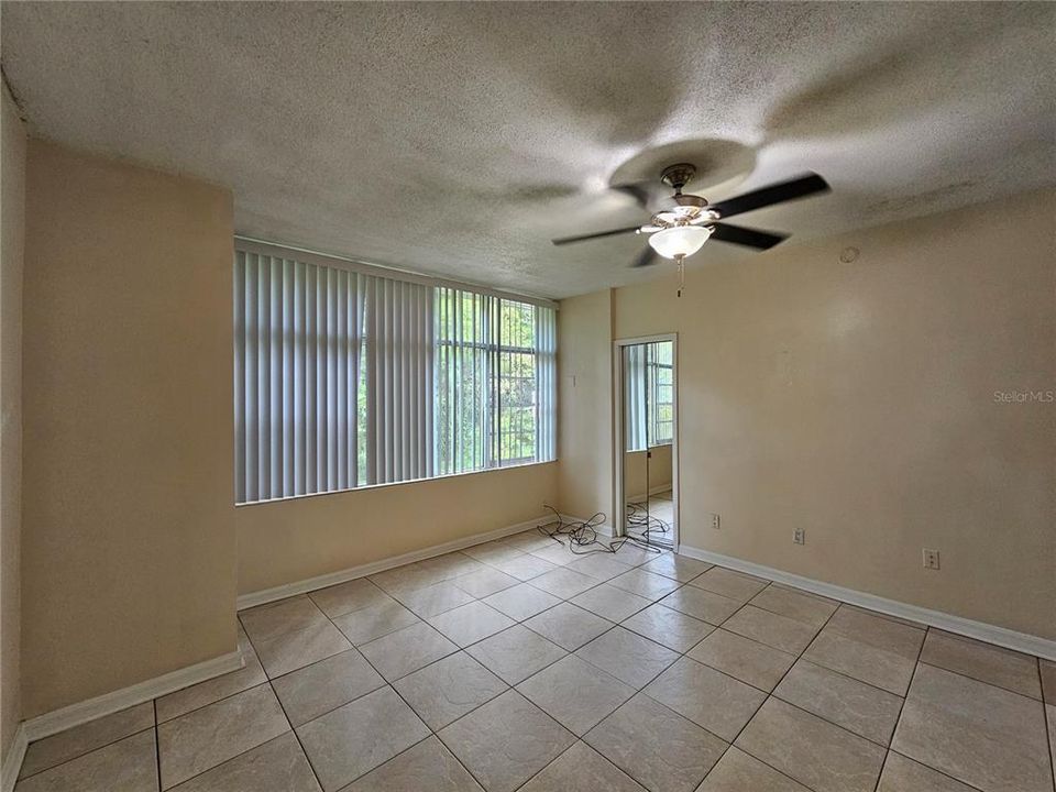 For Rent: $3,750 (6 beds, 3 baths, 3347 Square Feet)