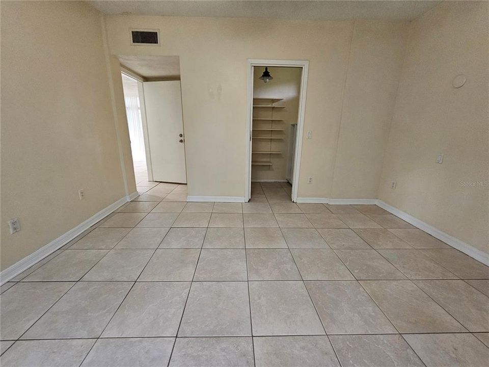 For Rent: $3,750 (6 beds, 3 baths, 3347 Square Feet)