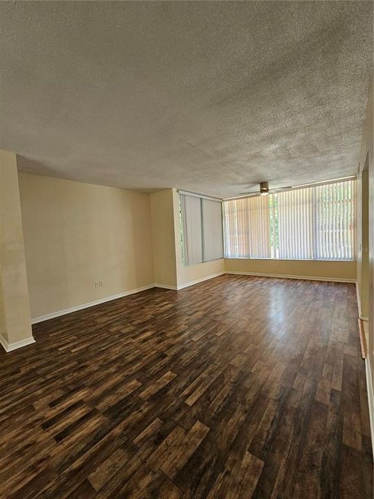 For Rent: $3,750 (6 beds, 3 baths, 3347 Square Feet)