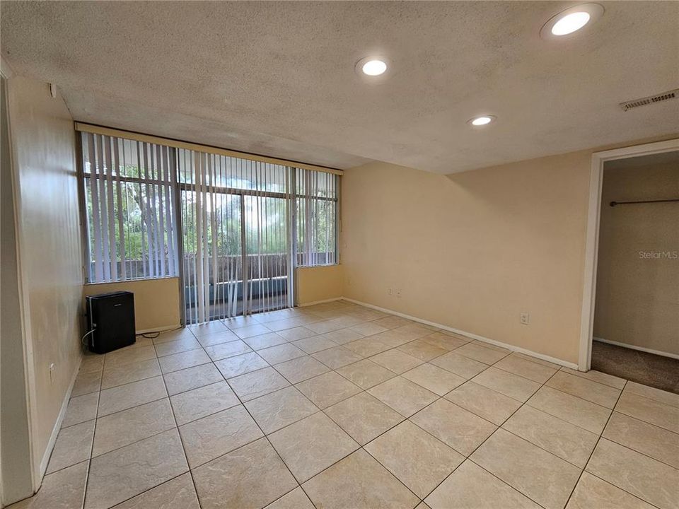 For Rent: $3,750 (6 beds, 3 baths, 3347 Square Feet)