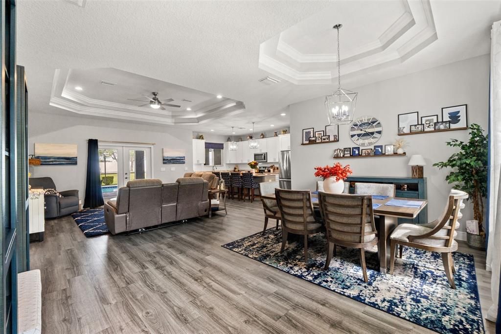Active With Contract: $475,000 (3 beds, 2 baths, 1754 Square Feet)