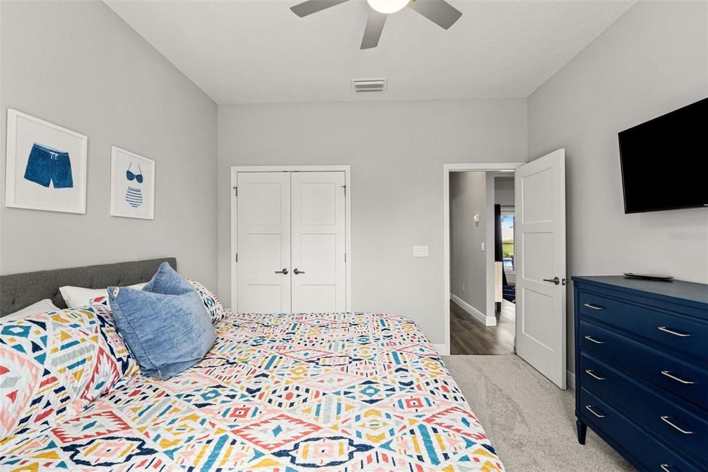 Active With Contract: $475,000 (3 beds, 2 baths, 1754 Square Feet)