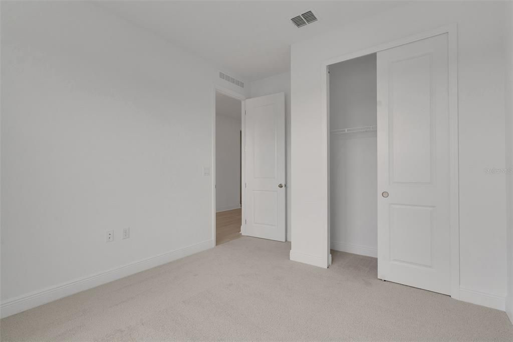 En Venta: $323,990 (4 camas, 2 baños, 2110 Pies cuadrados)