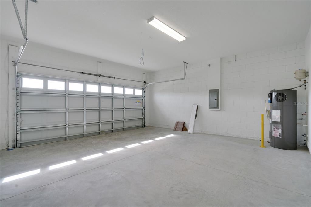 En Venta: $323,990 (4 camas, 2 baños, 2110 Pies cuadrados)
