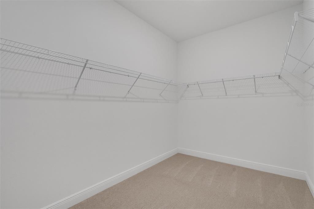 En Venta: $323,990 (4 camas, 2 baños, 2110 Pies cuadrados)
