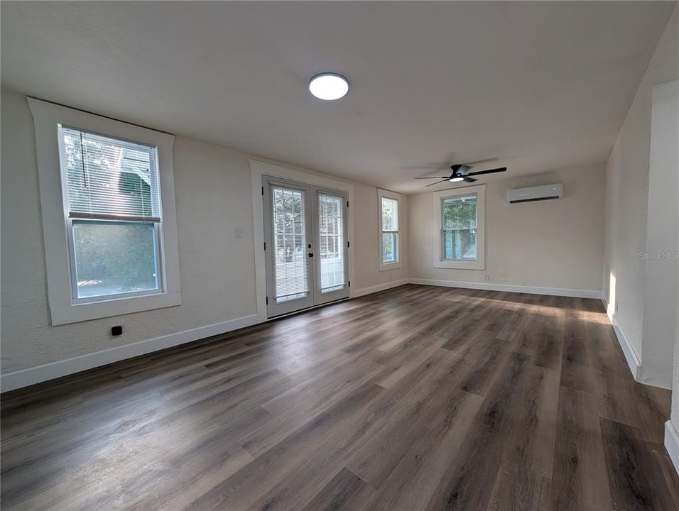En Renta: $1,500 (1 camas, 1 baños, 560 Pies cuadrados)