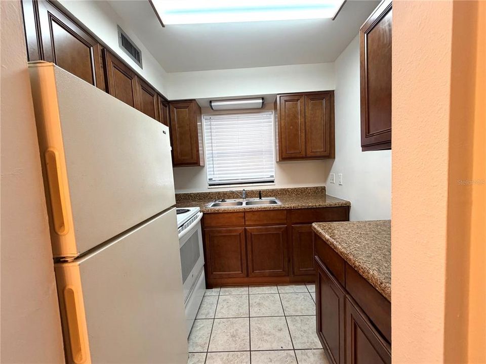 В аренду: $1,150 (1 спален, 1 ванн, 680 Квадратных фут)