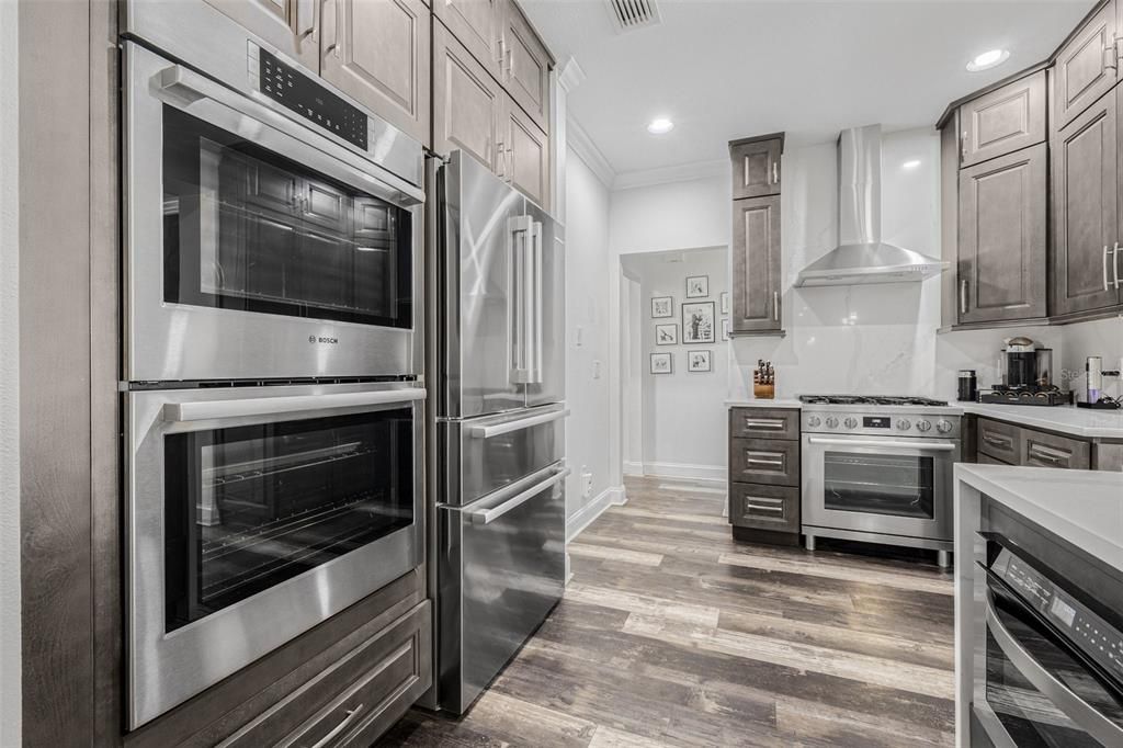 En Venta: $1,390,000 (3 camas, 2 baños, 2435 Pies cuadrados)