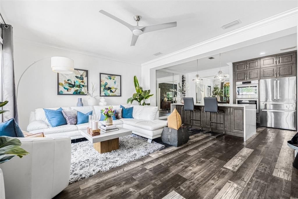 En Venta: $1,390,000 (3 camas, 2 baños, 2435 Pies cuadrados)