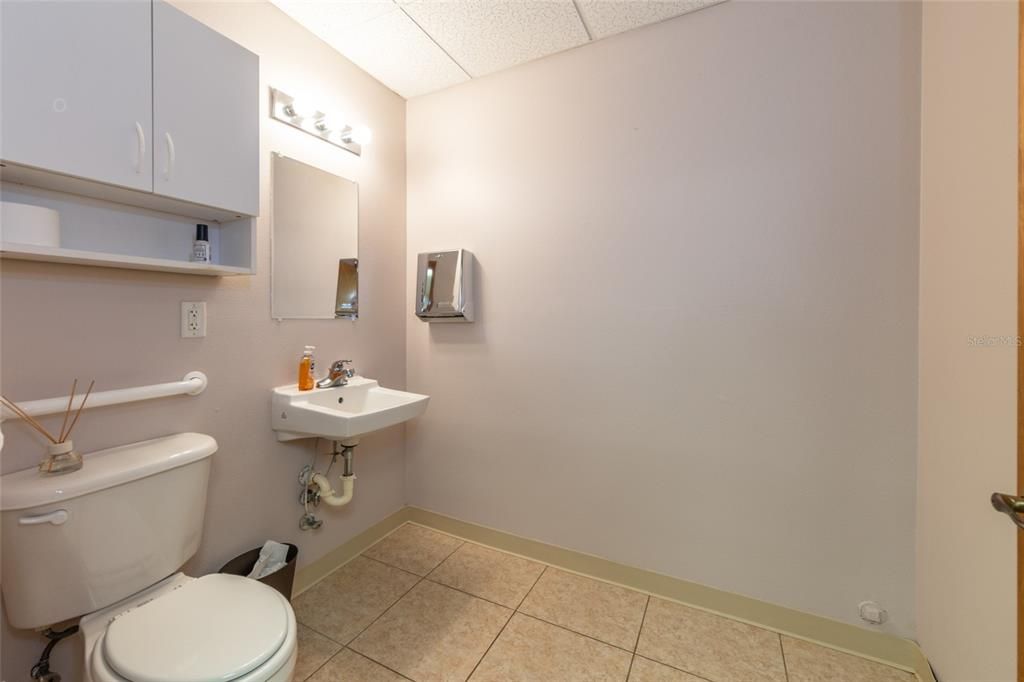 For Sale: $1,250,000 (0 beds, 0 baths, 6090 Square Feet)