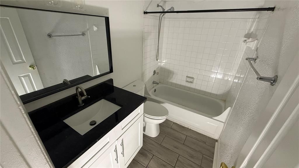 En Venta: $119,999 (2 camas, 2 baños, 1000 Pies cuadrados)