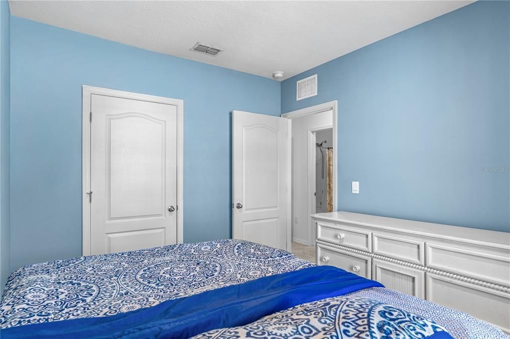 For Sale: $259,900 (3 beds, 2 baths, 1624 Square Feet)