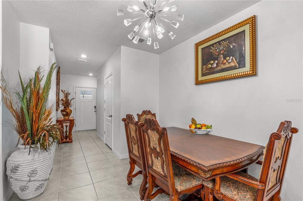 For Sale: $259,900 (3 beds, 2 baths, 1624 Square Feet)