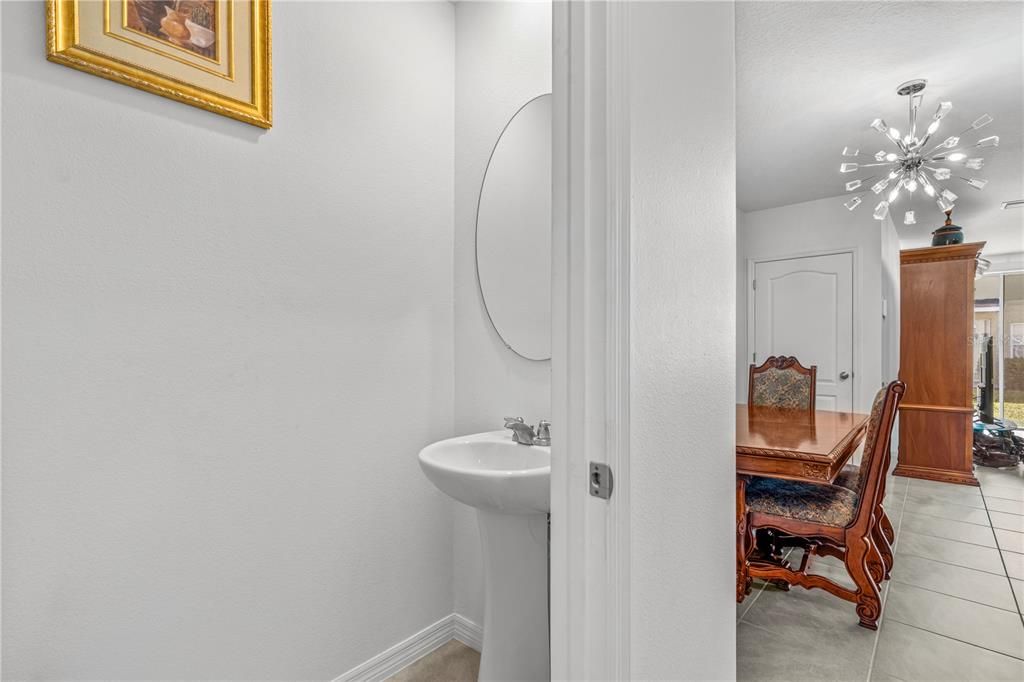 For Sale: $259,900 (3 beds, 2 baths, 1624 Square Feet)