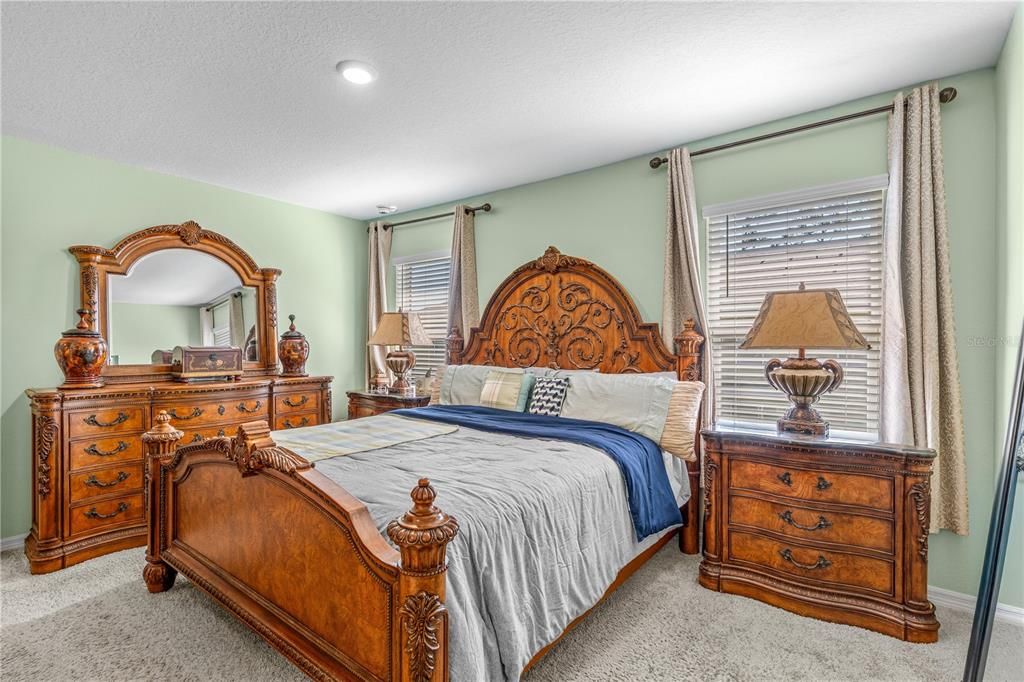 For Sale: $259,900 (3 beds, 2 baths, 1624 Square Feet)