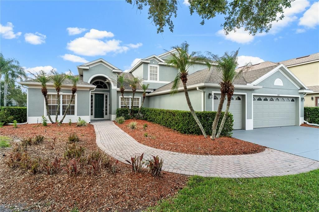 For Sale: $600,000 (4 beds, 3 baths, 3807 Square Feet)