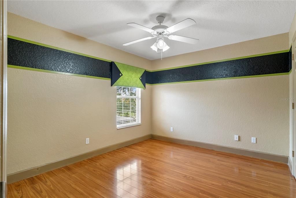For Sale: $600,000 (4 beds, 3 baths, 3807 Square Feet)