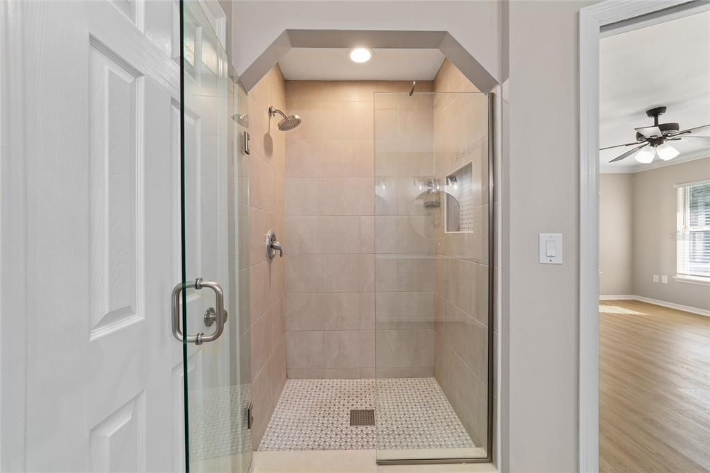 Active With Contract: $684,900 (4 beds, 2 baths, 2139 Square Feet)