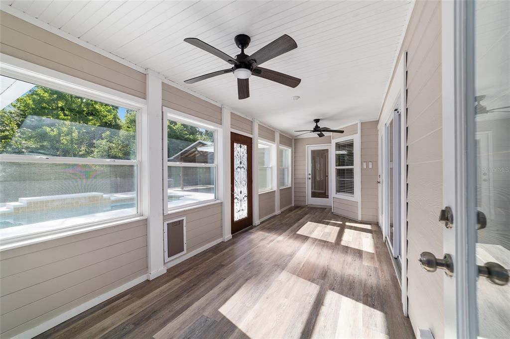 Active With Contract: $684,900 (4 beds, 2 baths, 2139 Square Feet)