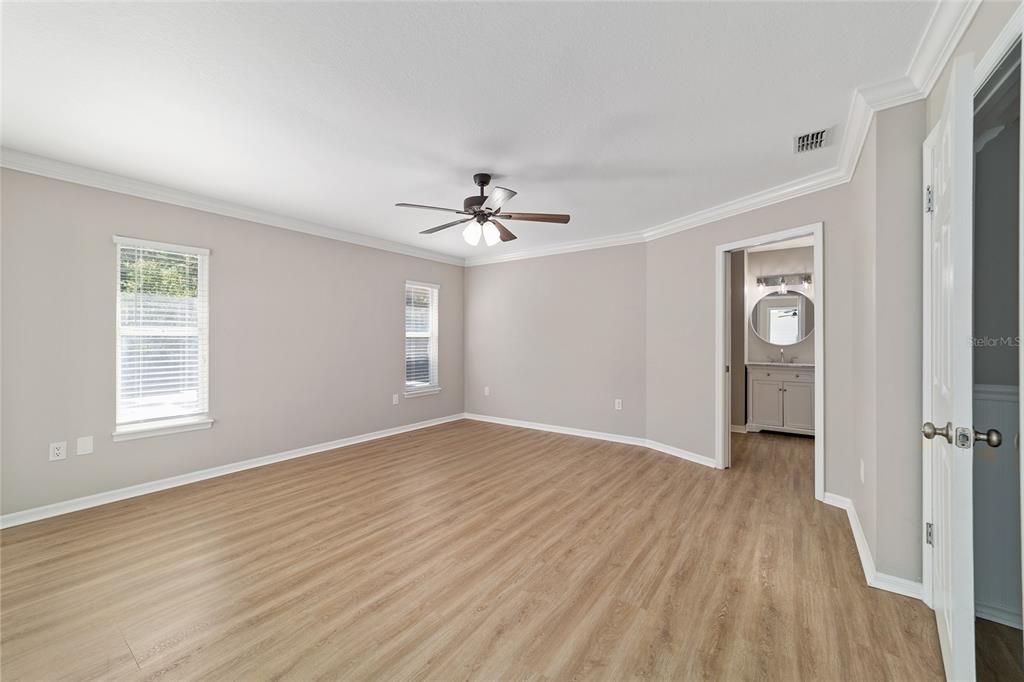 Active With Contract: $684,900 (4 beds, 2 baths, 2139 Square Feet)
