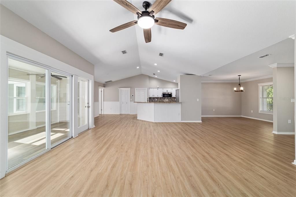 Active With Contract: $684,900 (4 beds, 2 baths, 2139 Square Feet)