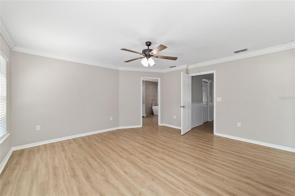 Active With Contract: $684,900 (4 beds, 2 baths, 2139 Square Feet)
