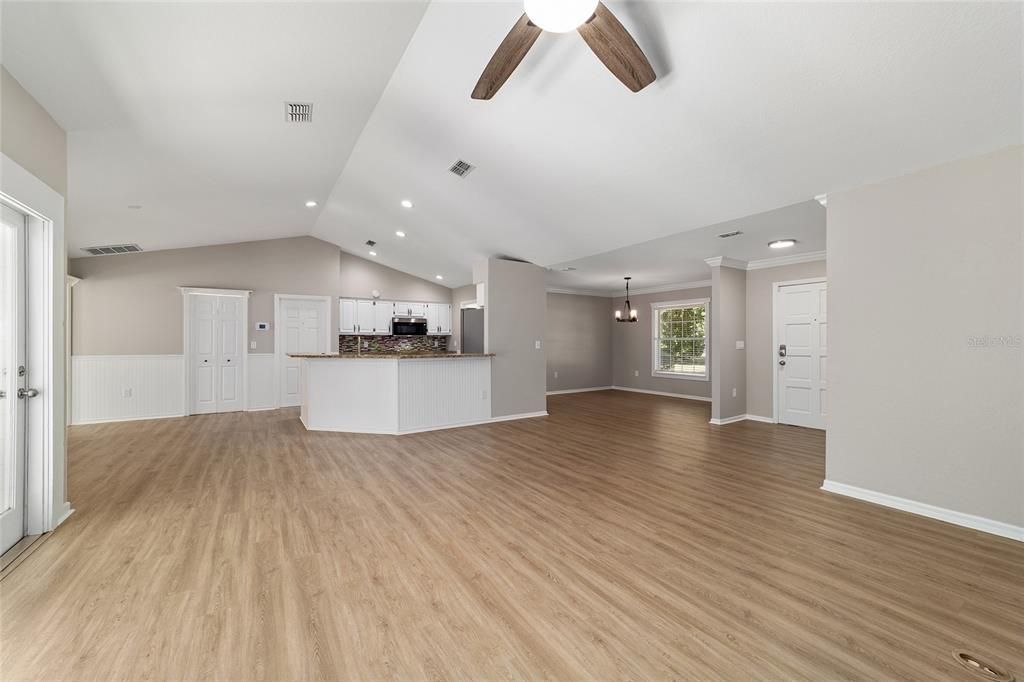 Active With Contract: $684,900 (4 beds, 2 baths, 2139 Square Feet)