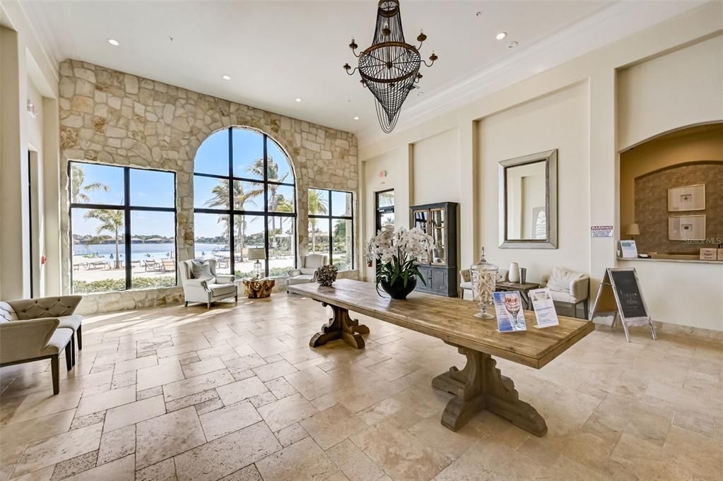 На продажу: $435,000 (2 спален, 2 ванн, 1796 Квадратных фут)