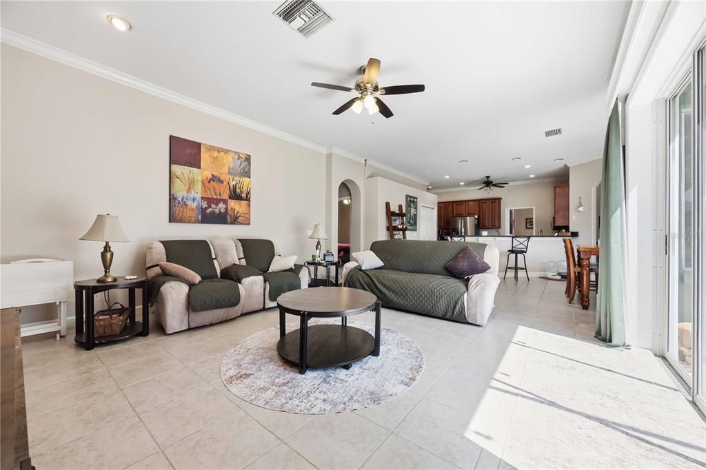 For Sale: $474,999 (4 beds, 3 baths, 2648 Square Feet)