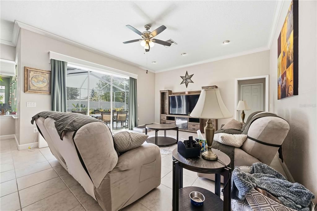 For Sale: $474,999 (4 beds, 3 baths, 2648 Square Feet)
